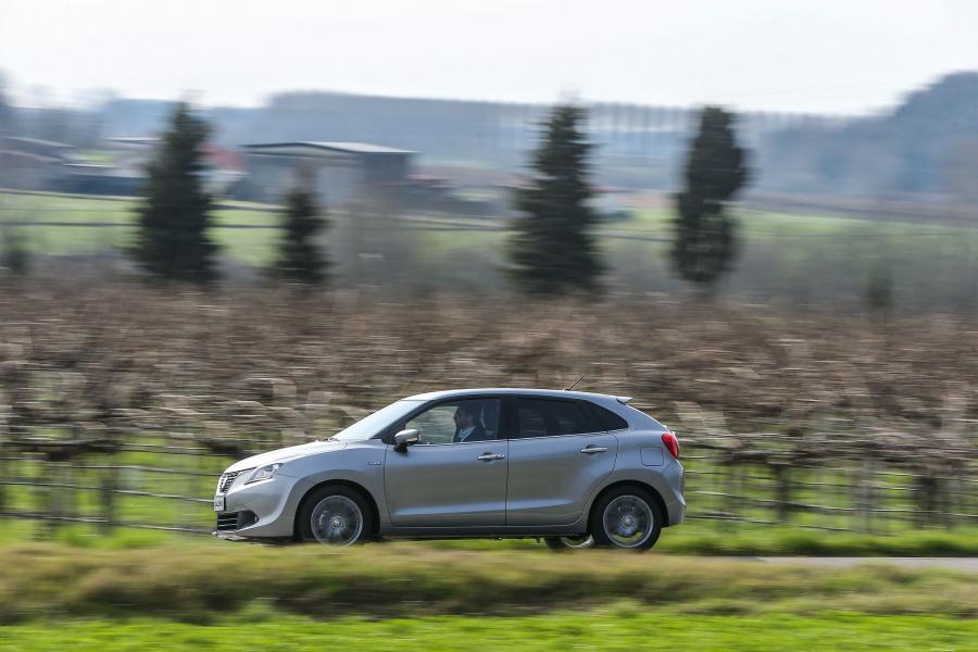  Suzuki Baleno SHVS 2016 года  (фото 3 из 24)
